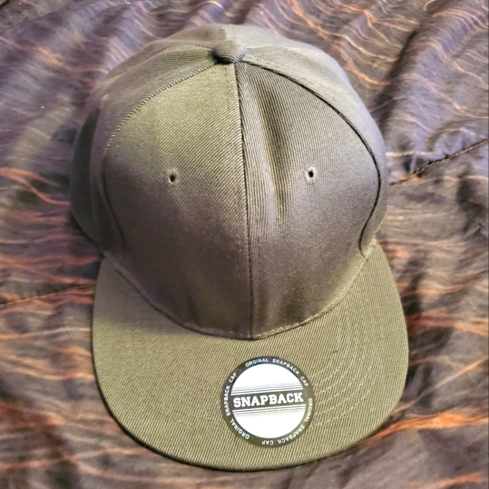 B2G1F Grey Original Snapback Hat, NWT